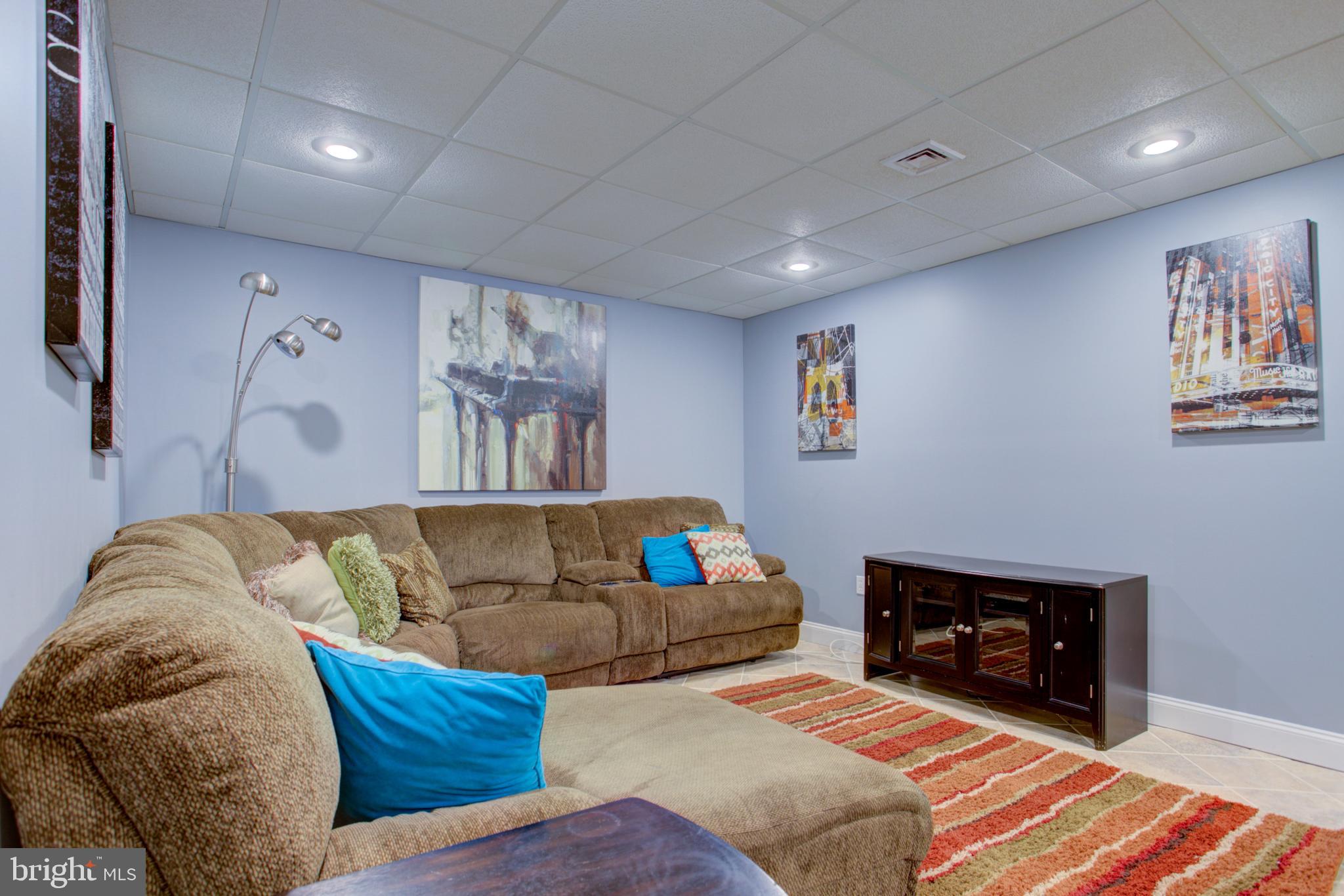 EAGLE VIEW - Residential