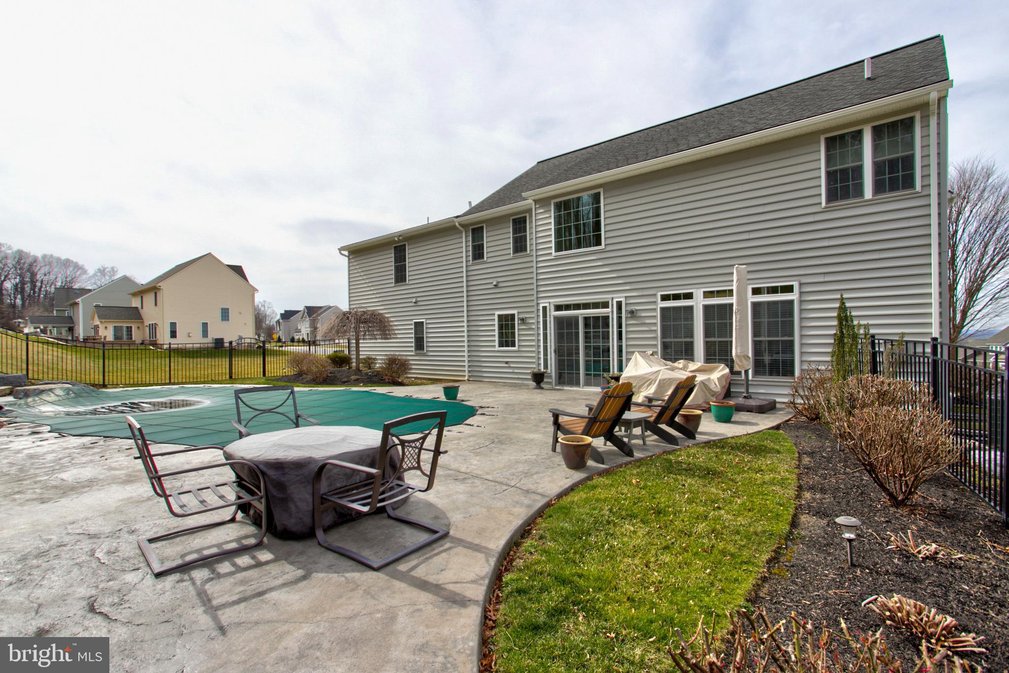 EAGLE VIEW - Residential