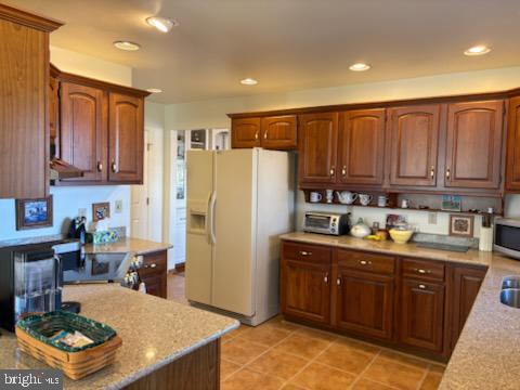 GOVERNOR GRASON MANOR - Residential