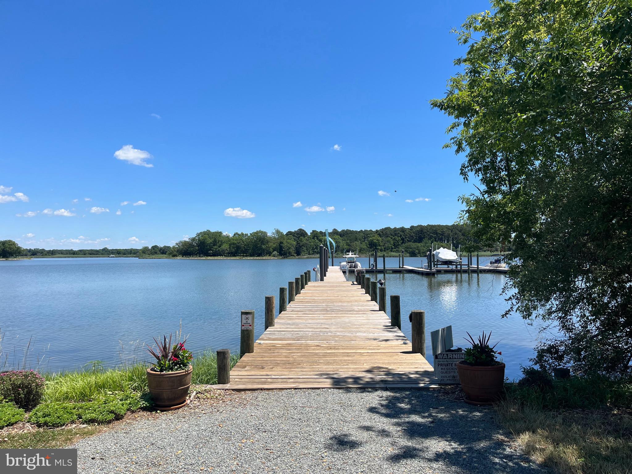 LITTLE NECK FARM - Land