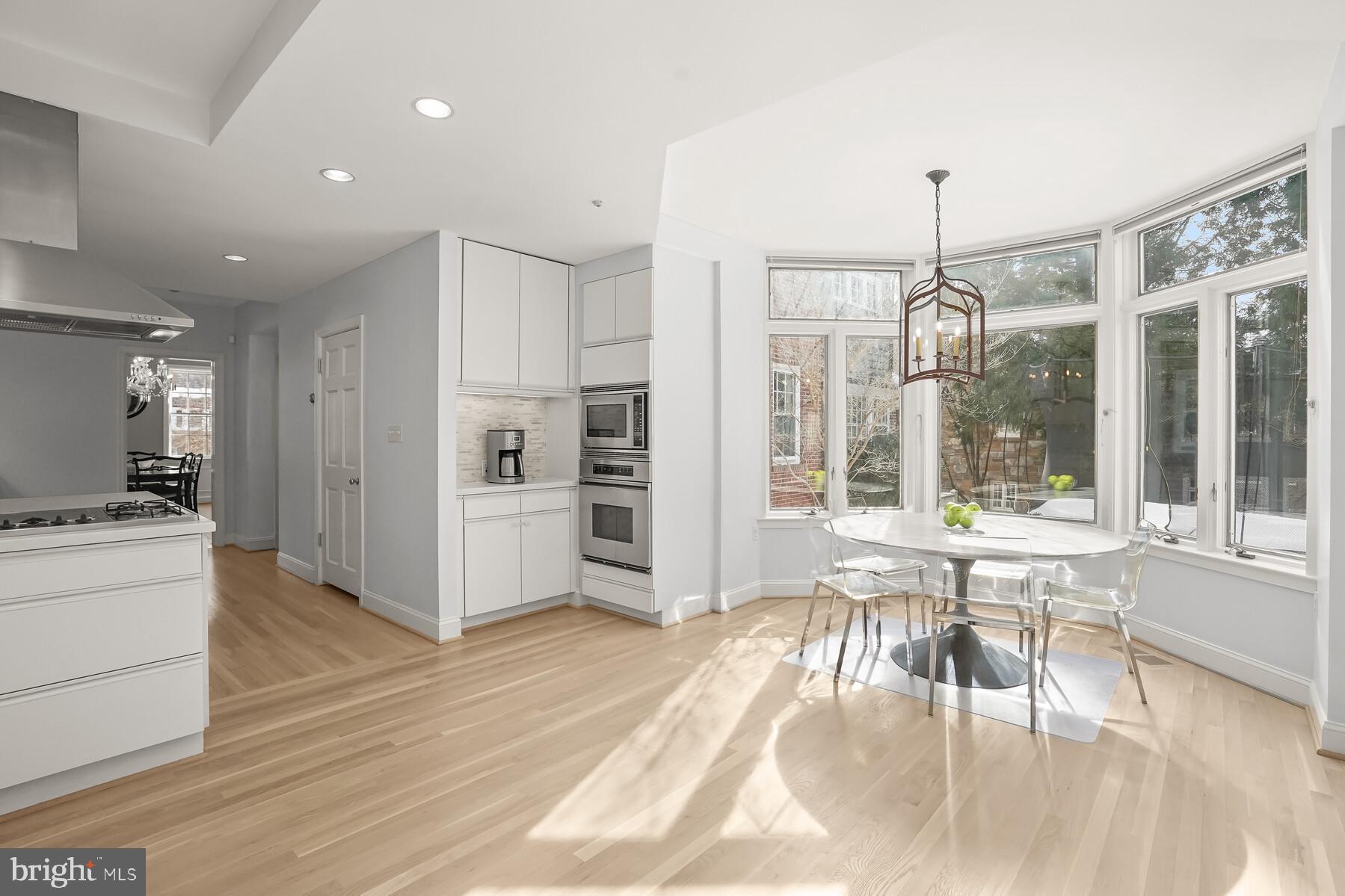 SPRING VALLEY - Residential