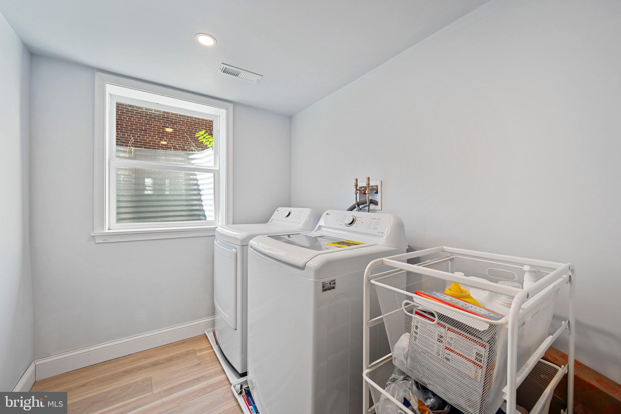 SILVER SPRING - Residential