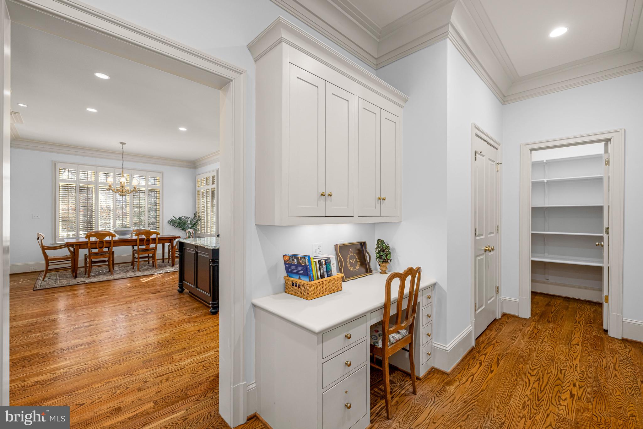 ARLINGWOOD - Residential