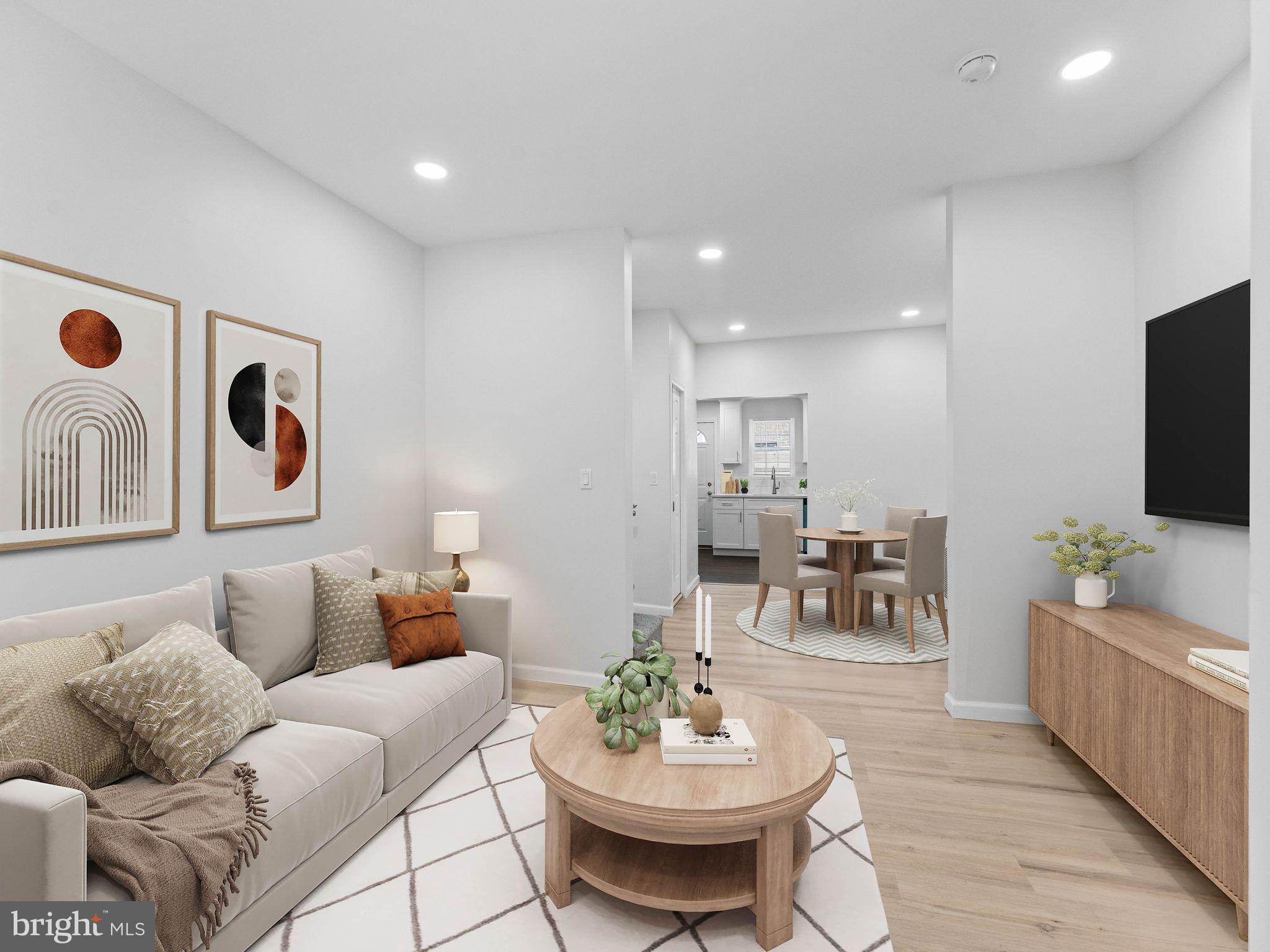 QUEEN VILLAGE - Residential