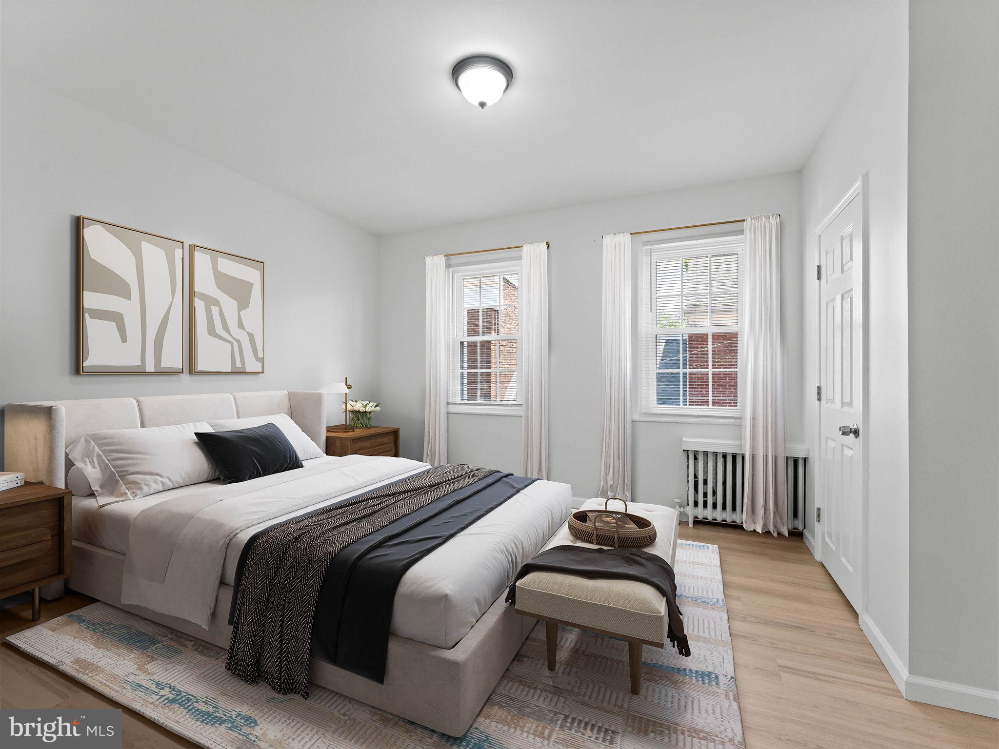 QUEEN VILLAGE - Residential