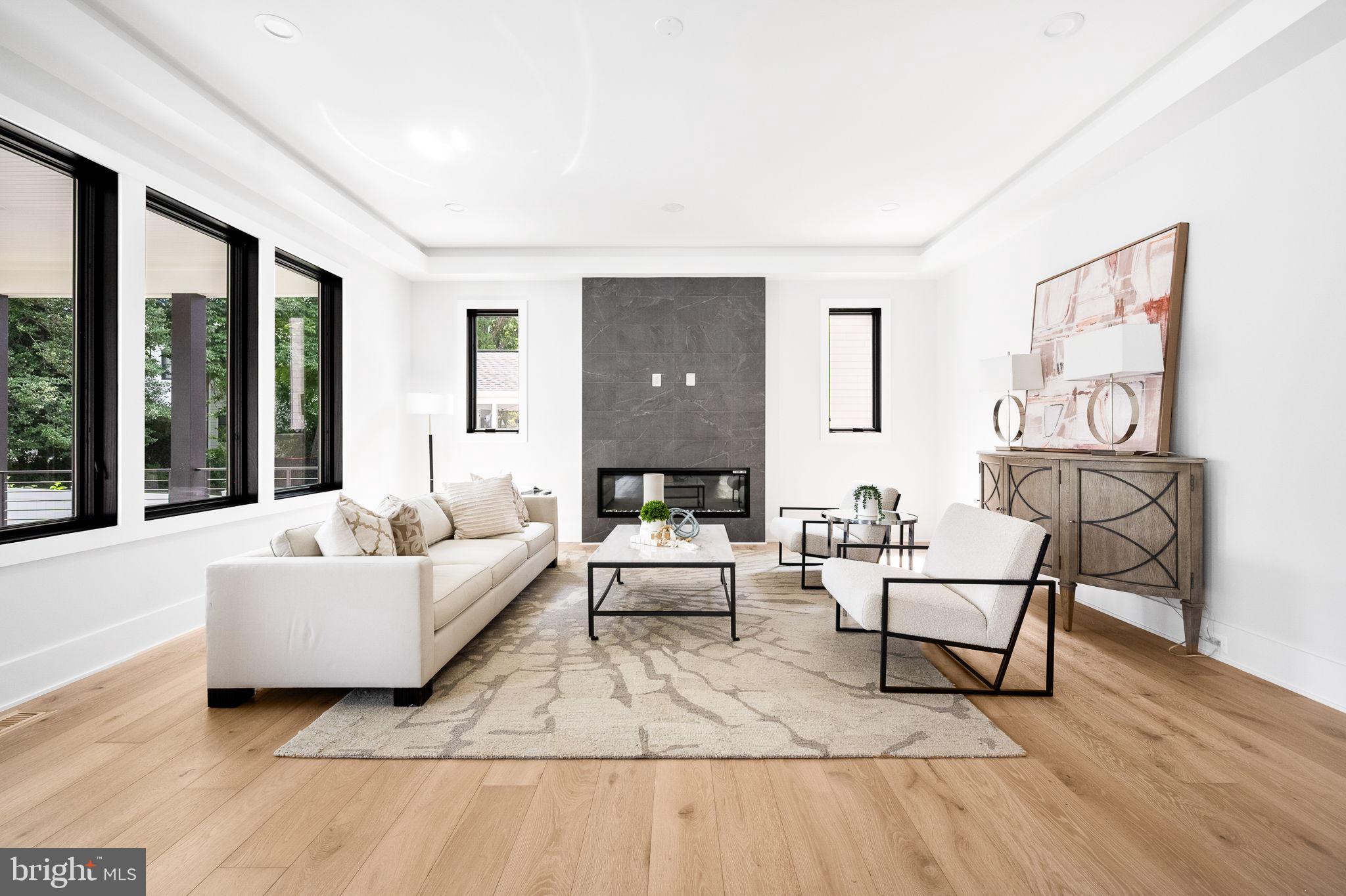 PIMMIT HILLS - Residential