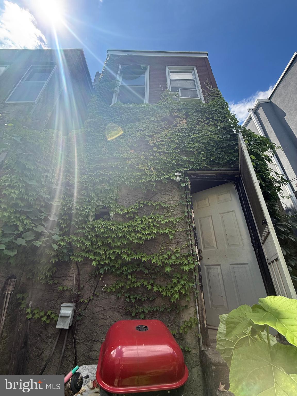 STRAWBERRY MANSION - Residential