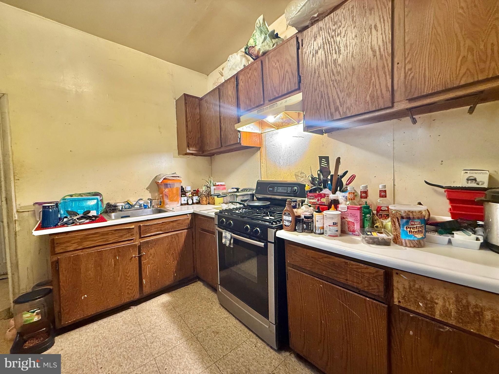 STRAWBERRY MANSION - Residential