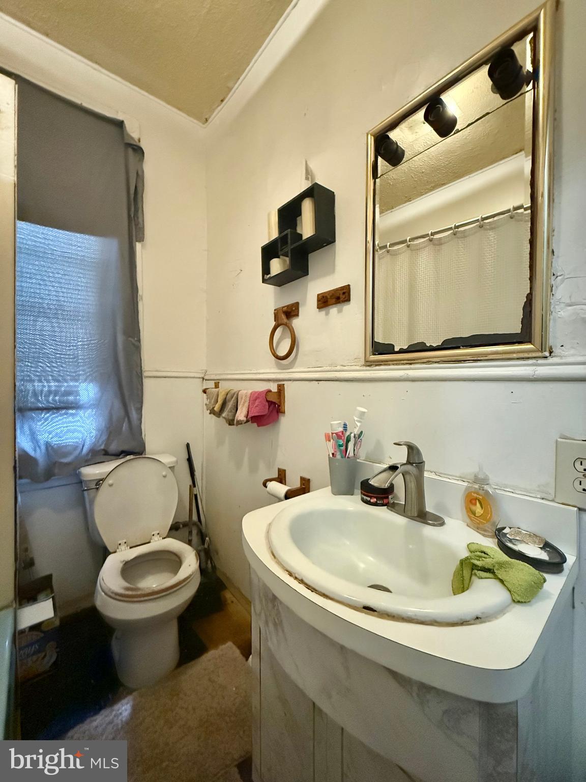 STRAWBERRY MANSION - Residential