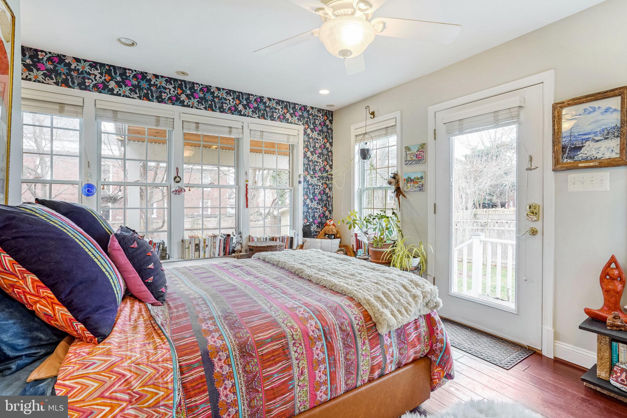 SUNNYSIDE - Residential