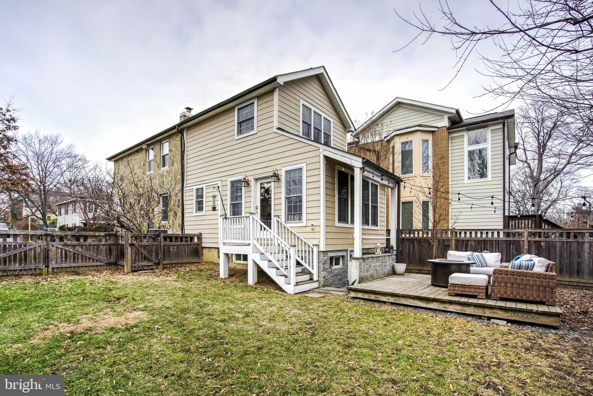 SUNNYSIDE - Residential