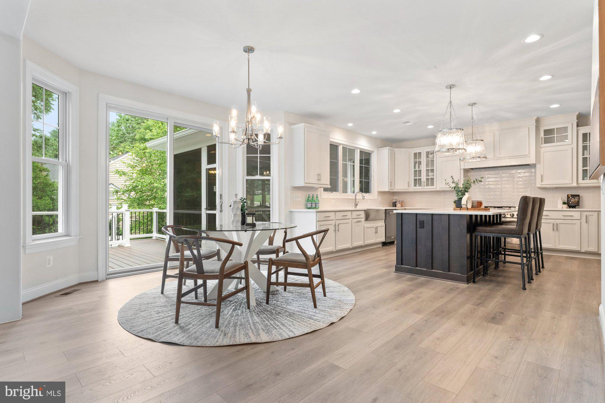 VIENNA HILLS - Residential