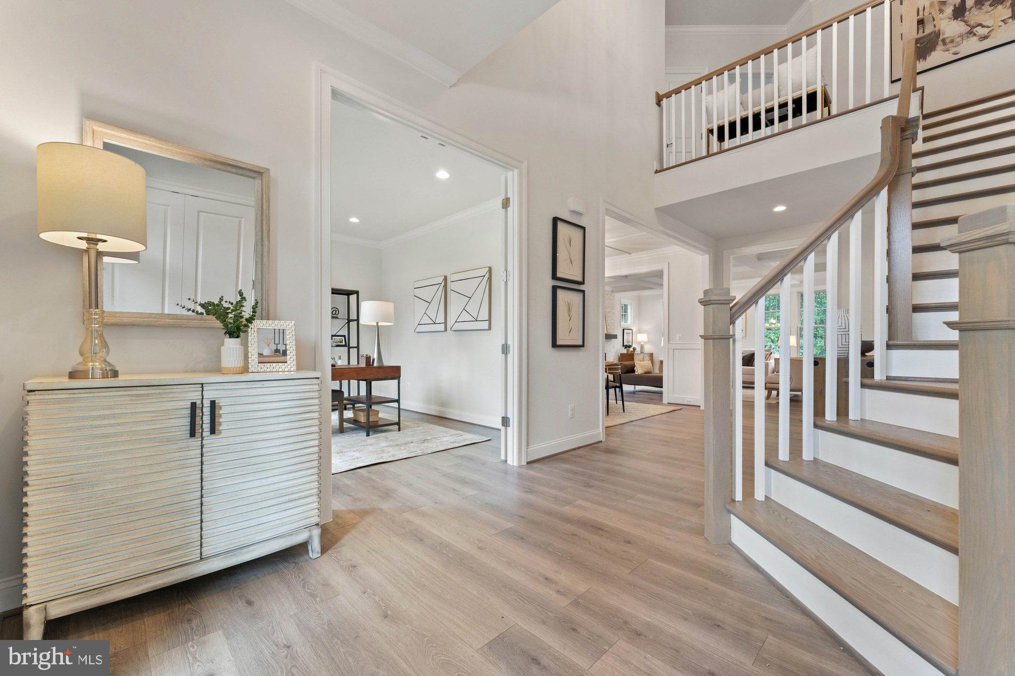 VIENNA HILLS - Residential
