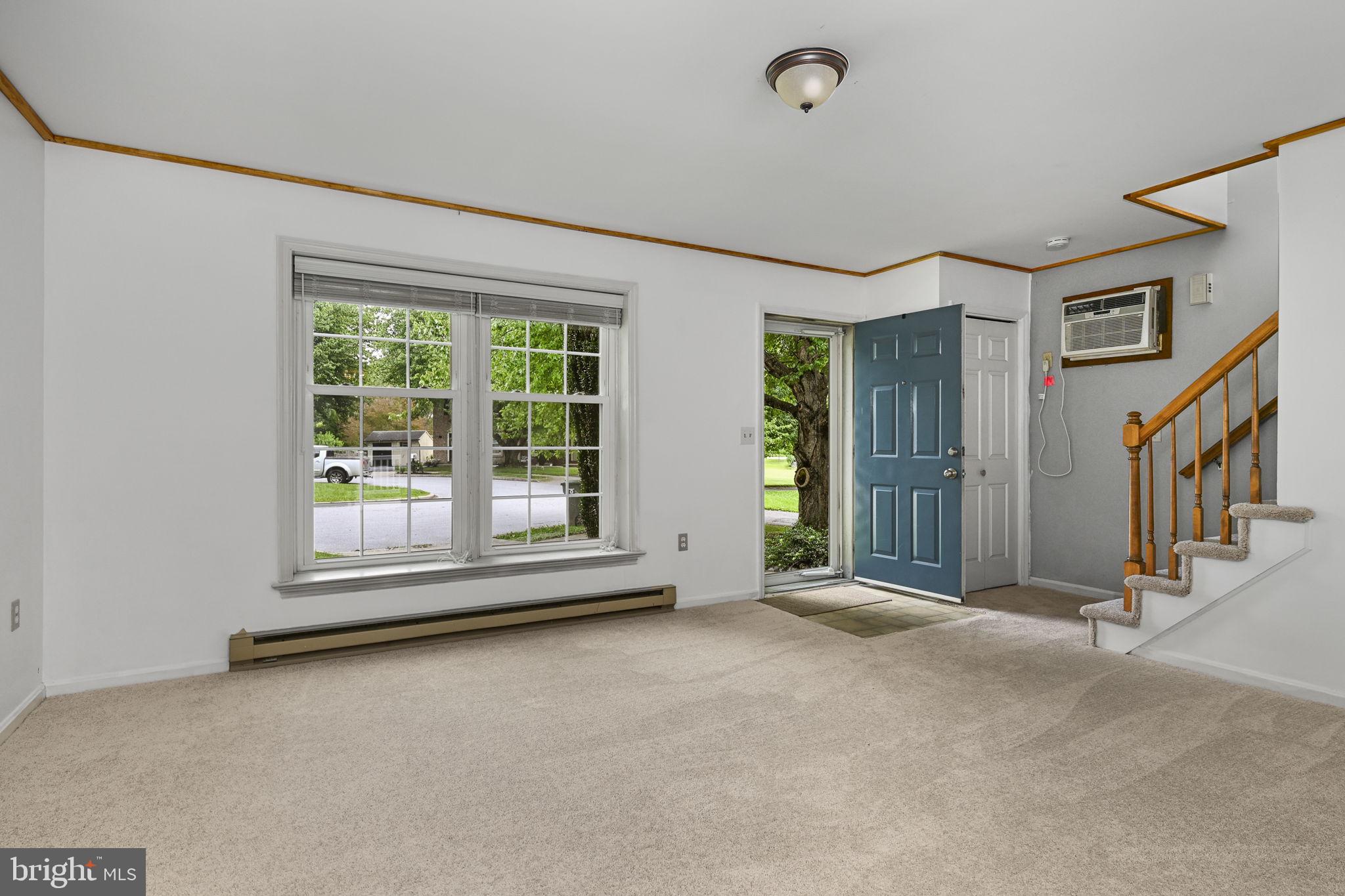 INGLESIDE VILLAGE - Residential