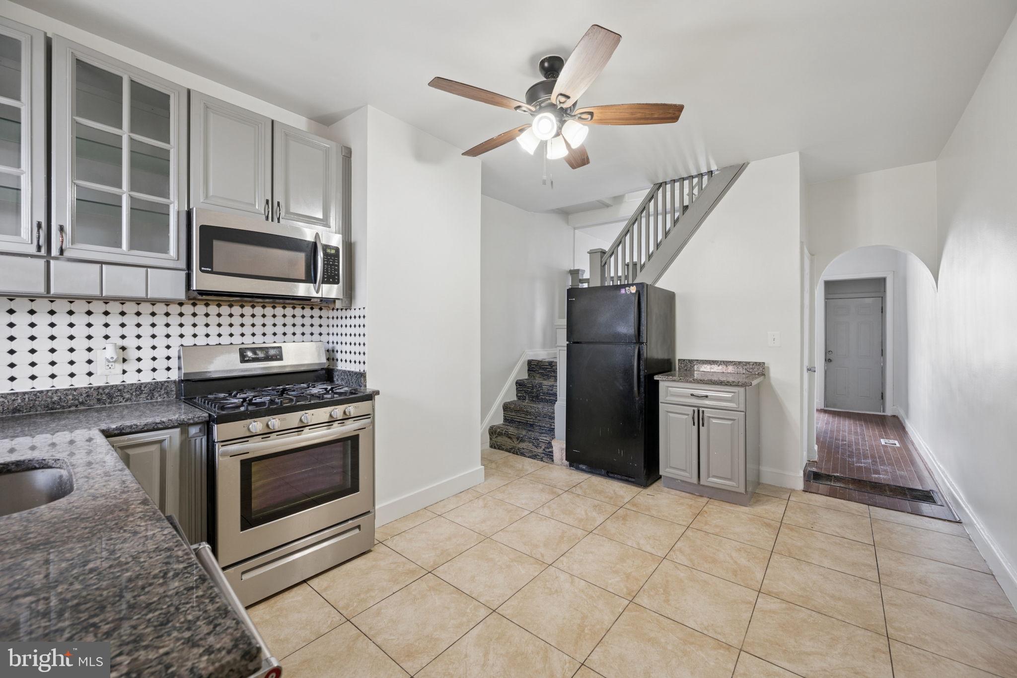 HIGHLANDTOWN - Residential