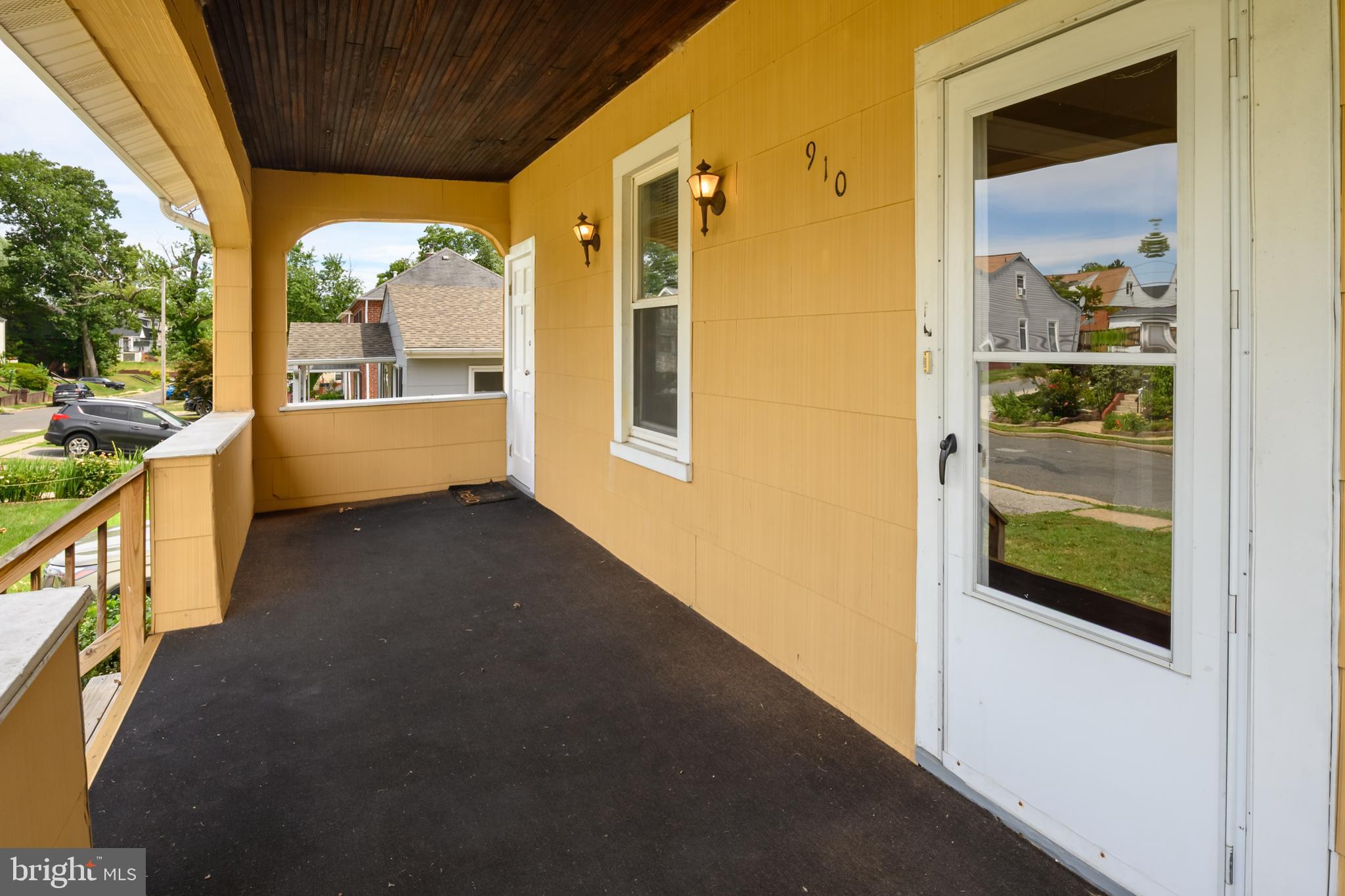 RIDGEWOOD - Residential