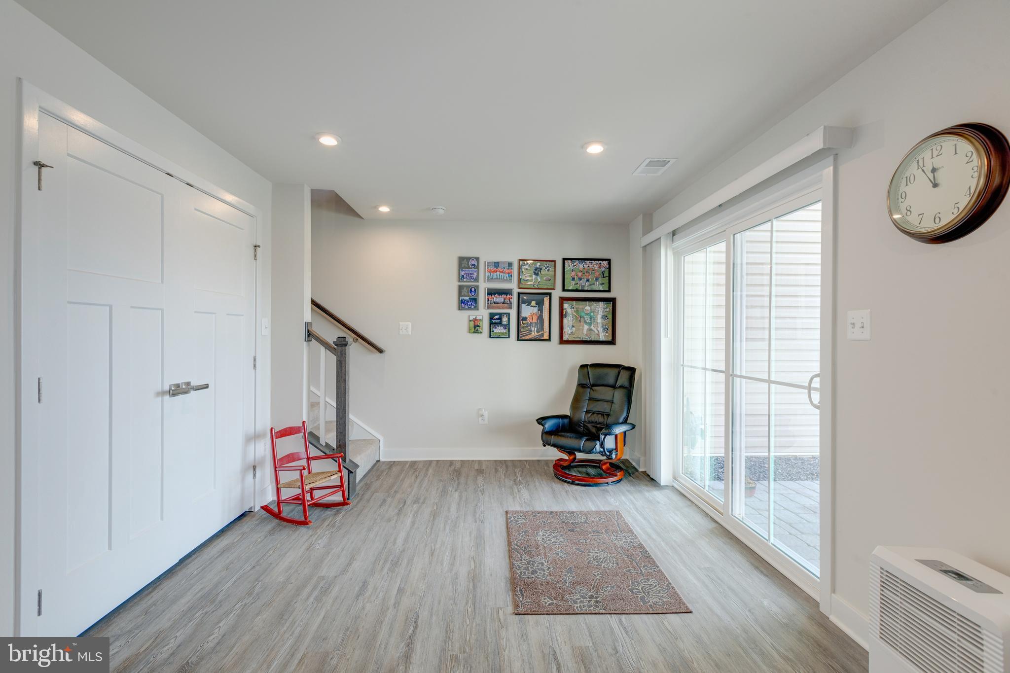 LAKE FREDERICK - Residential Lease