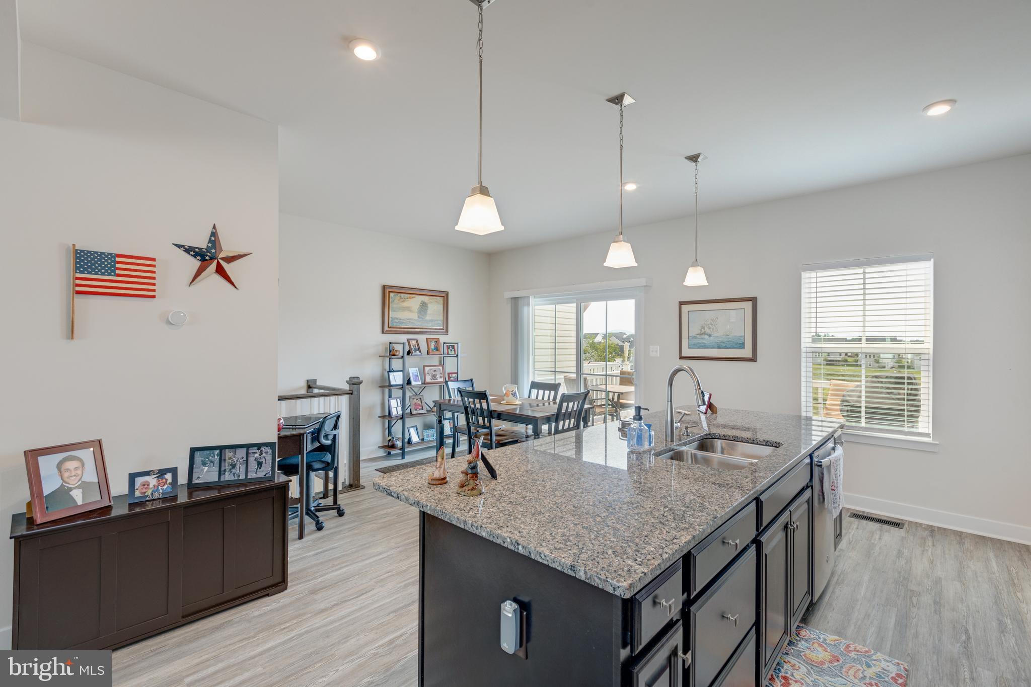 LAKE FREDERICK - Residential Lease