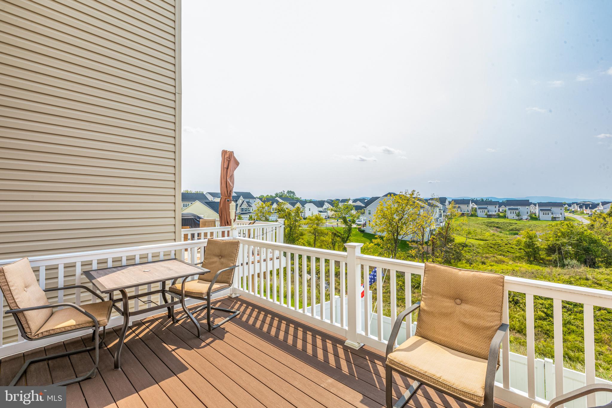 LAKE FREDERICK - Residential Lease