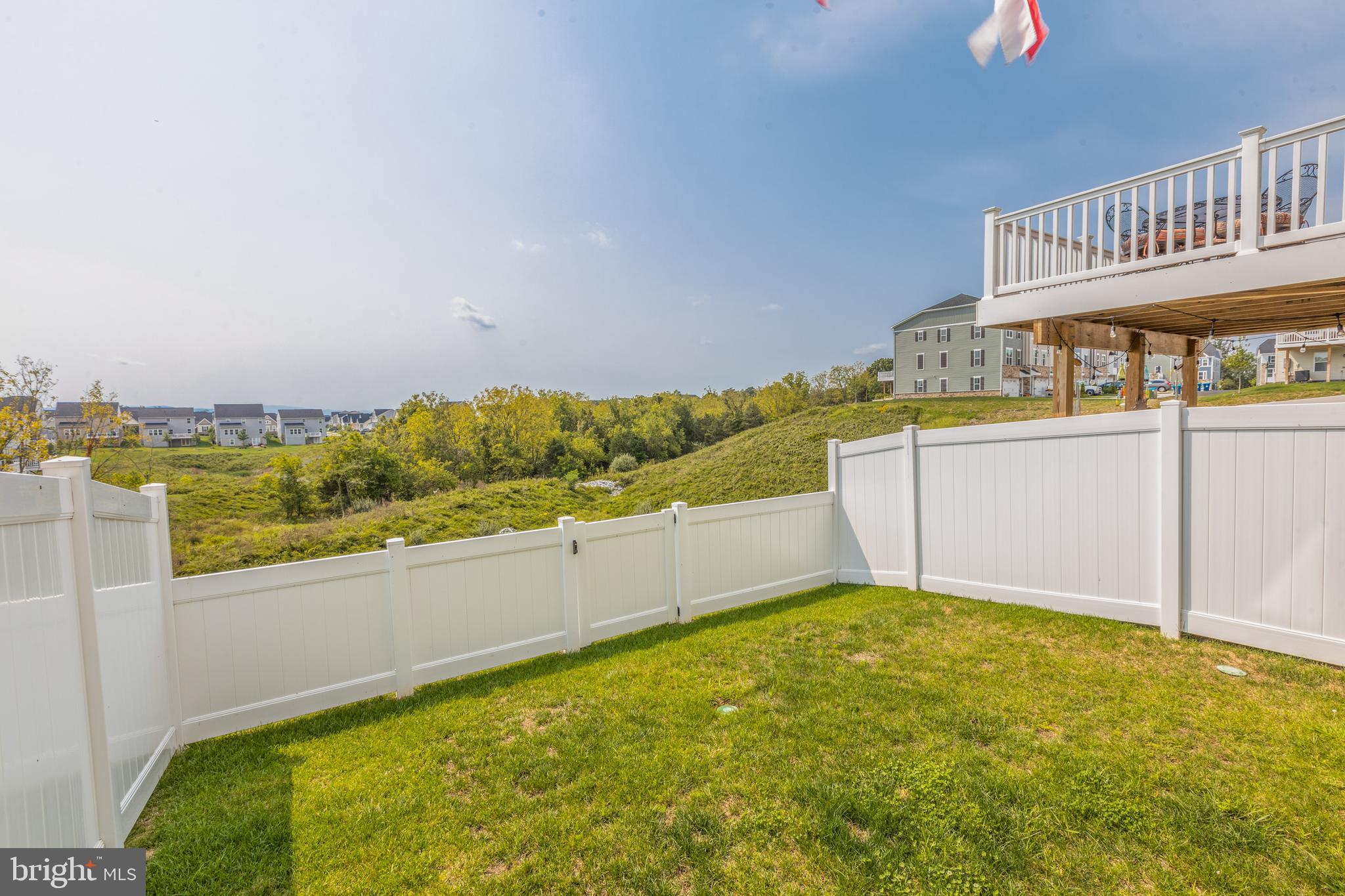 LAKE FREDERICK - Residential Lease