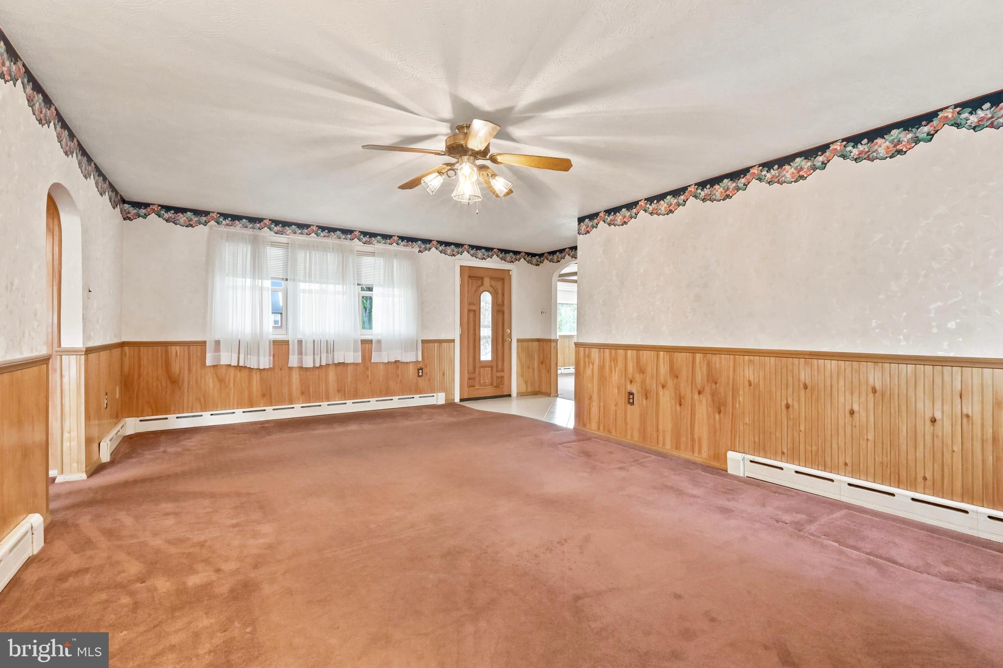 CORNWELLS MANOR - Residential