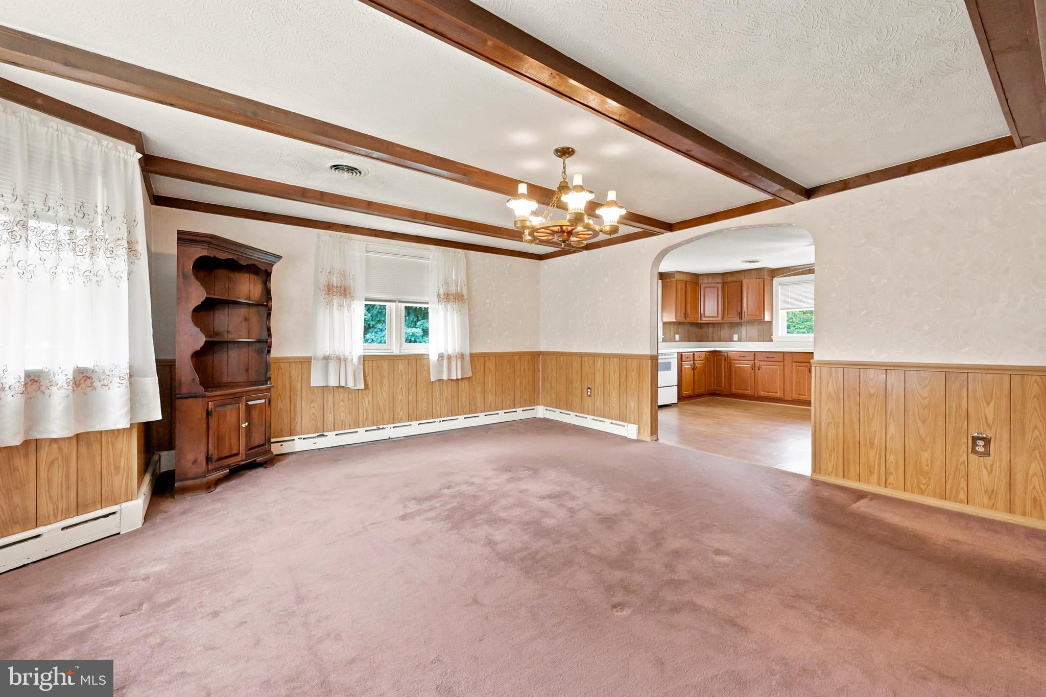 CORNWELLS MANOR - Residential