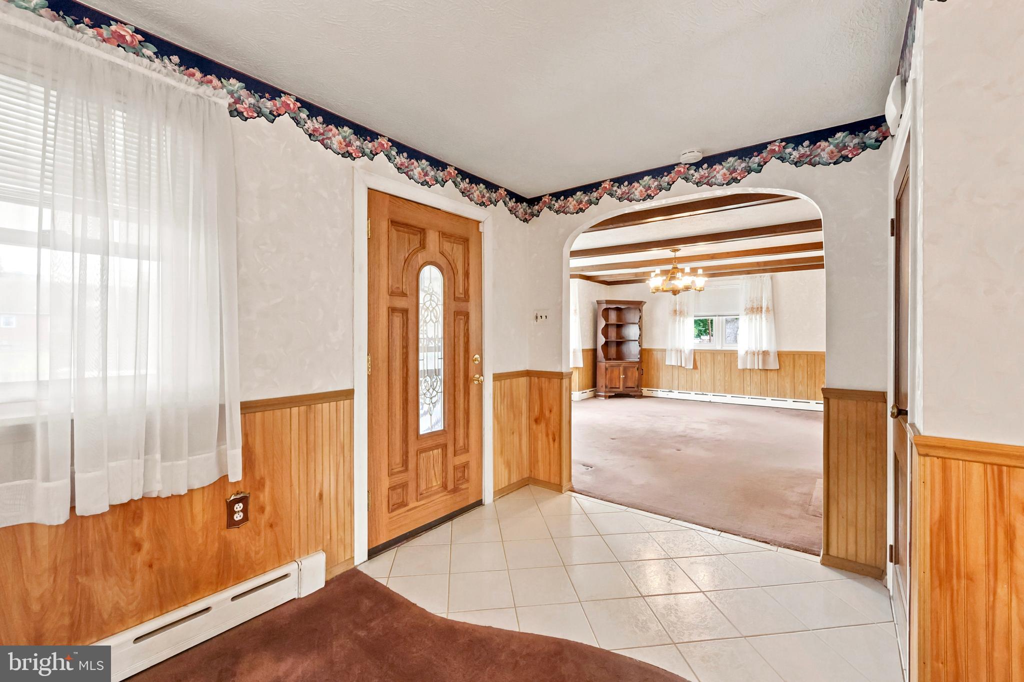 CORNWELLS MANOR - Residential