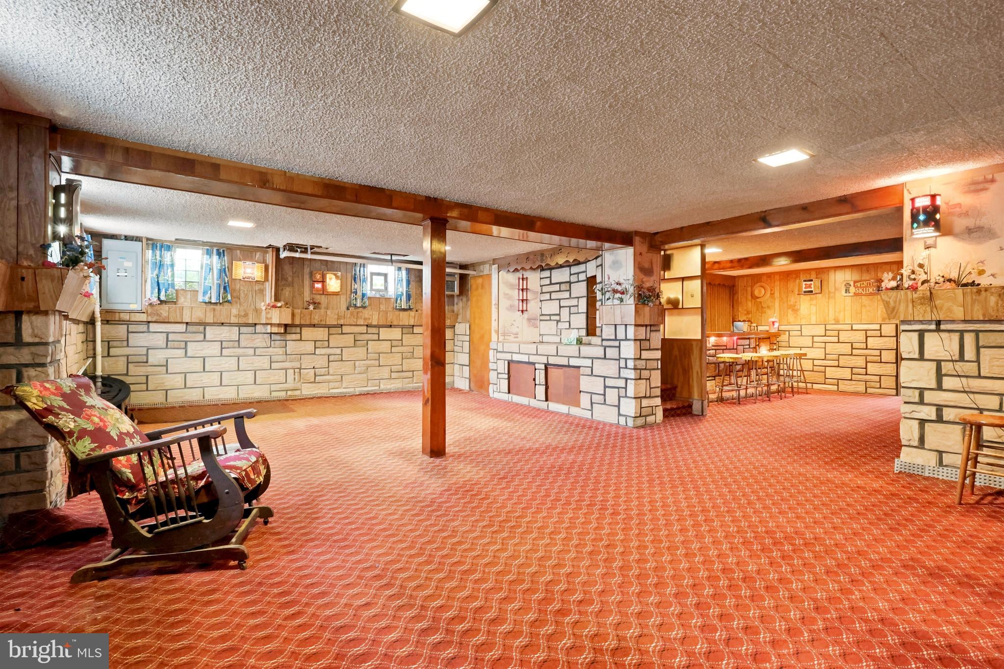 CORNWELLS MANOR - Residential