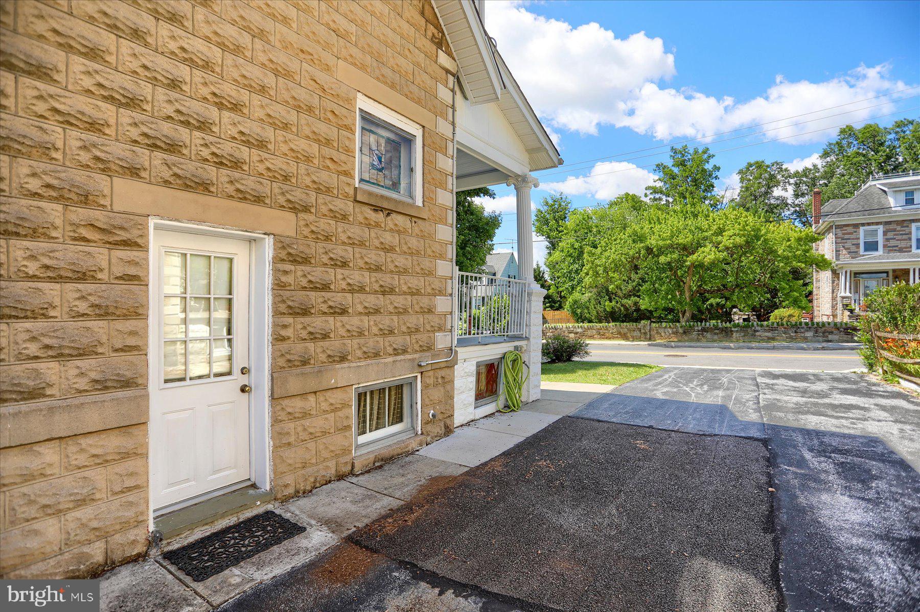 HAMILTON - Residential