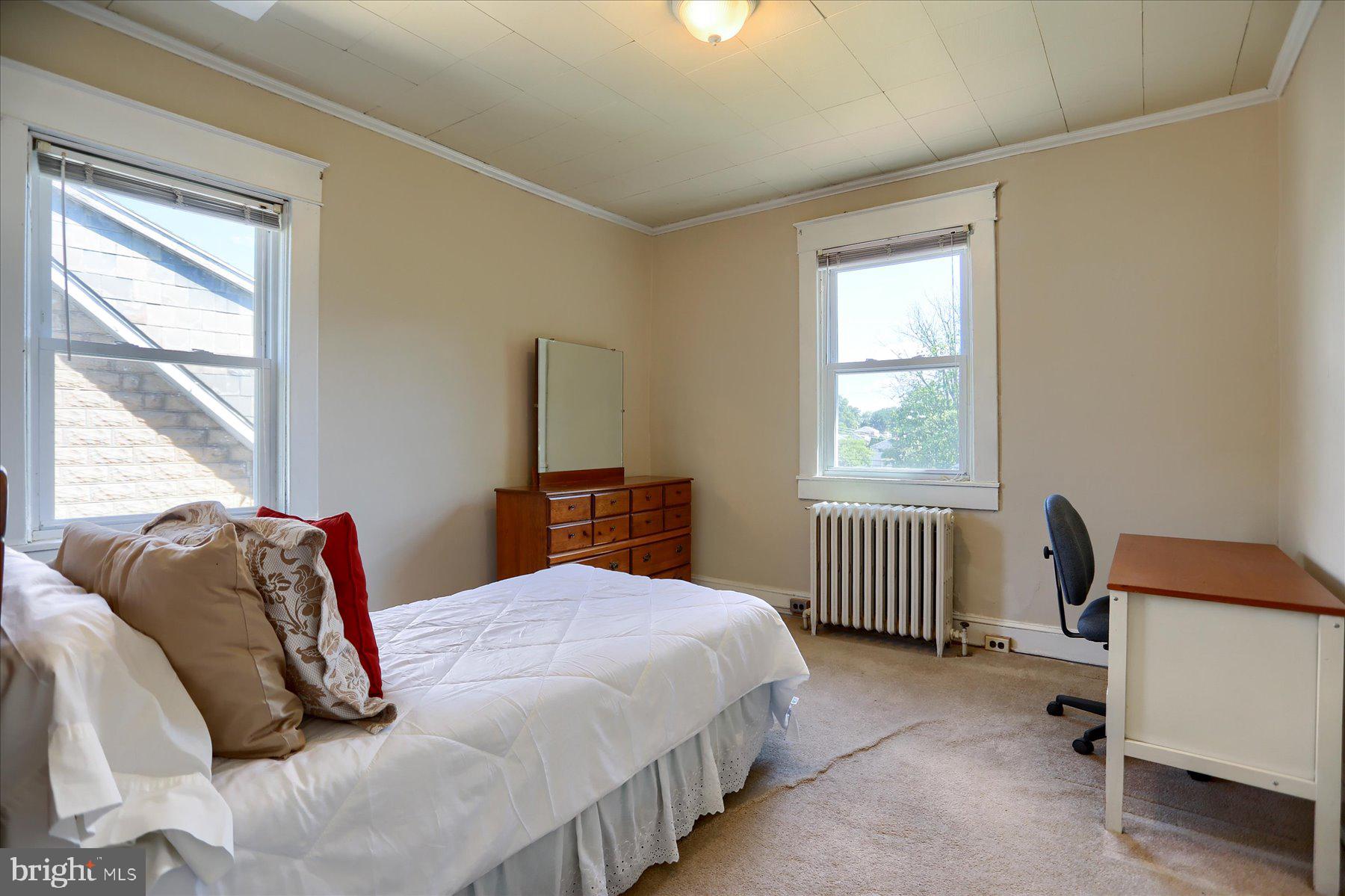 HAMILTON - Residential