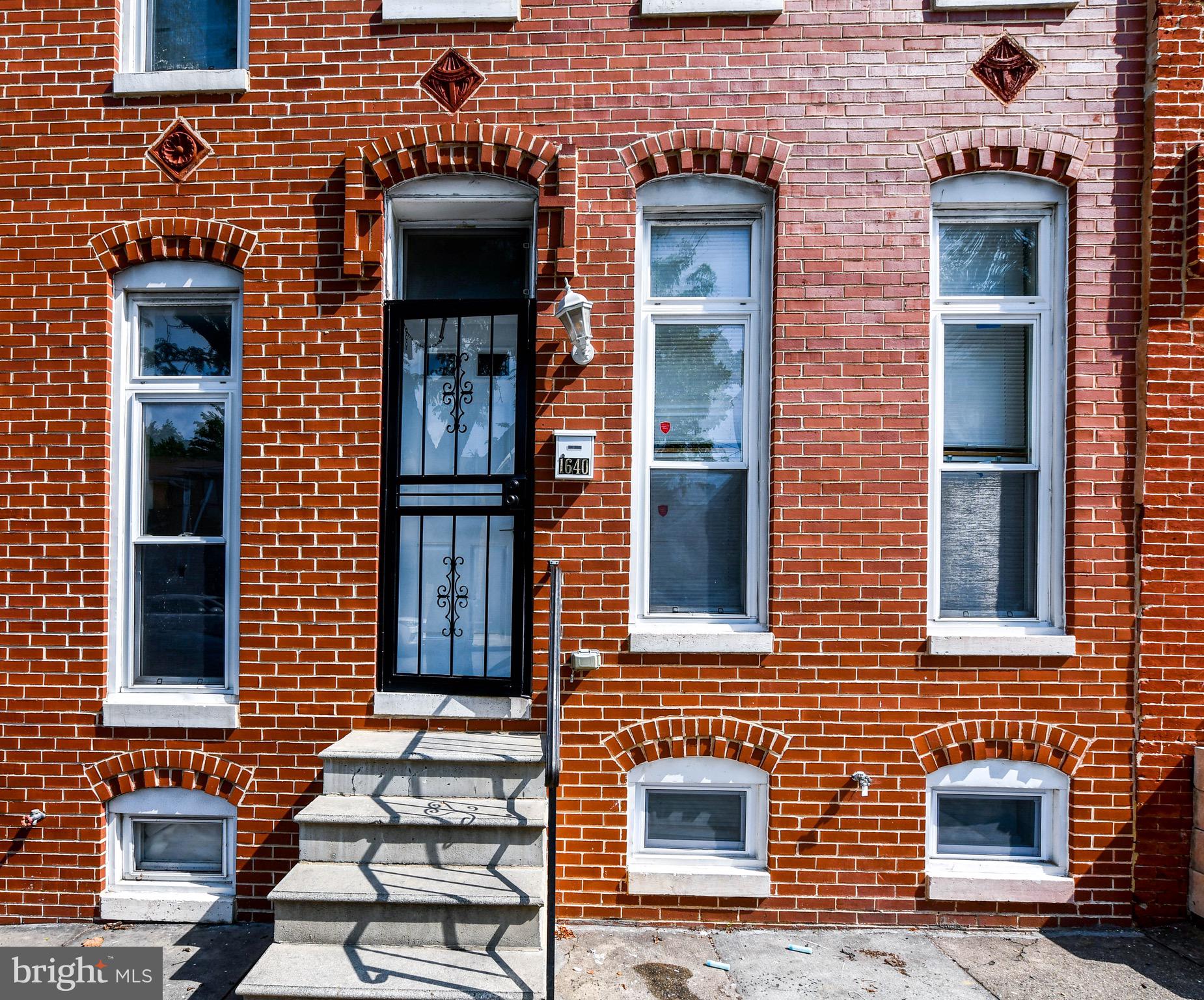 GAY STREET - Residential Lease