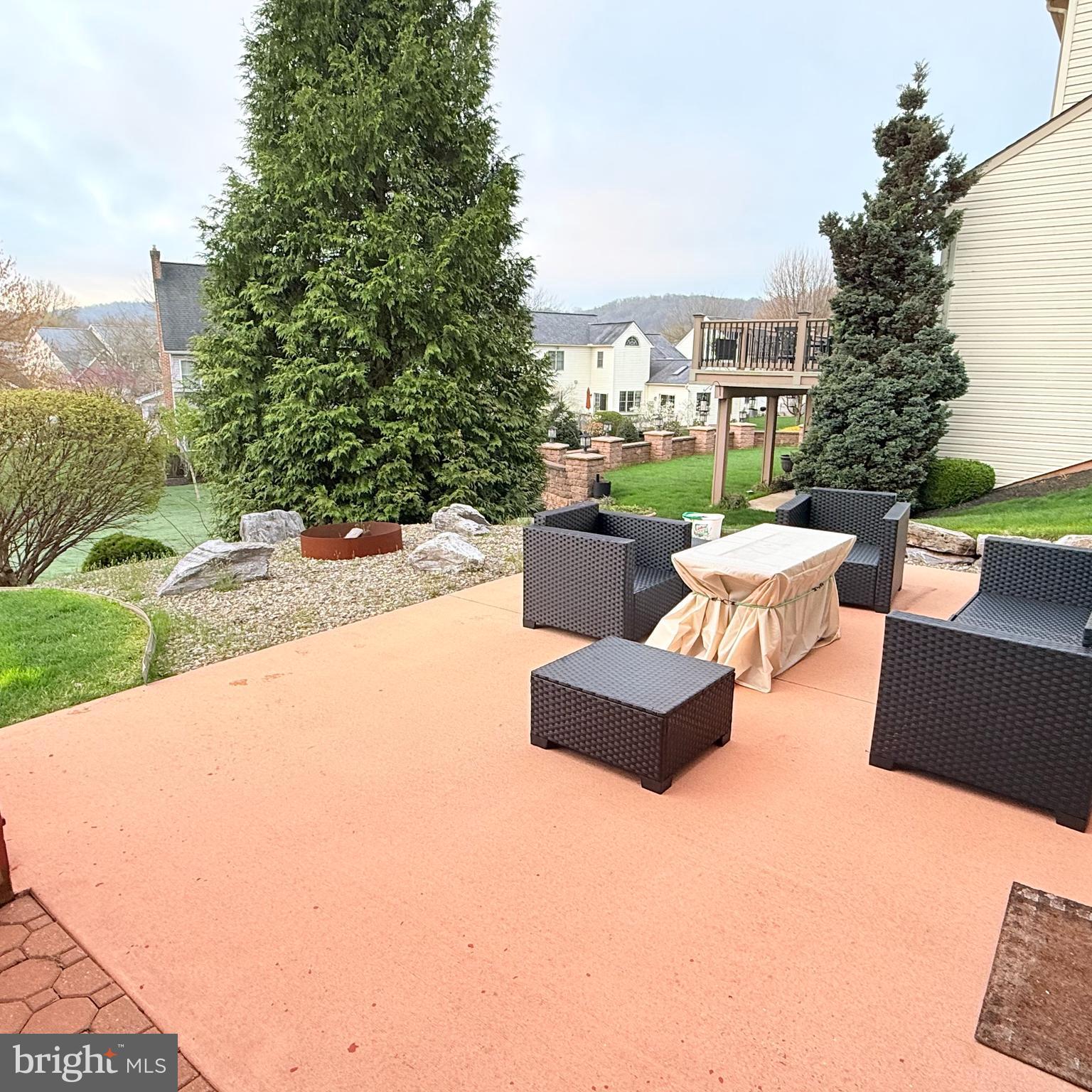 JACOBS CREEK - Residential