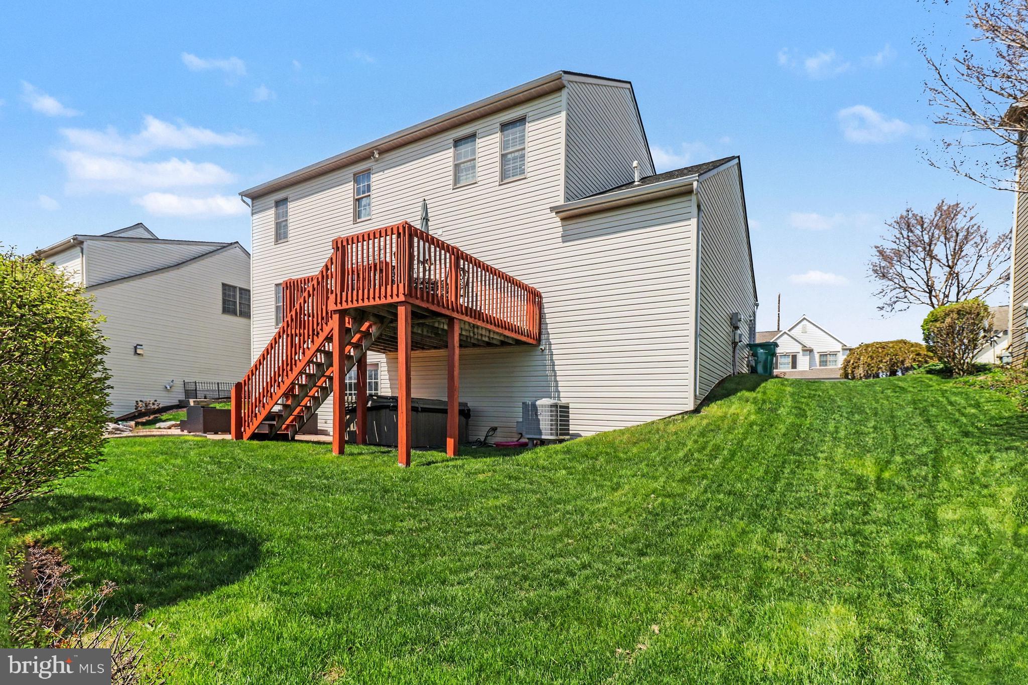 JACOBS CREEK - Residential