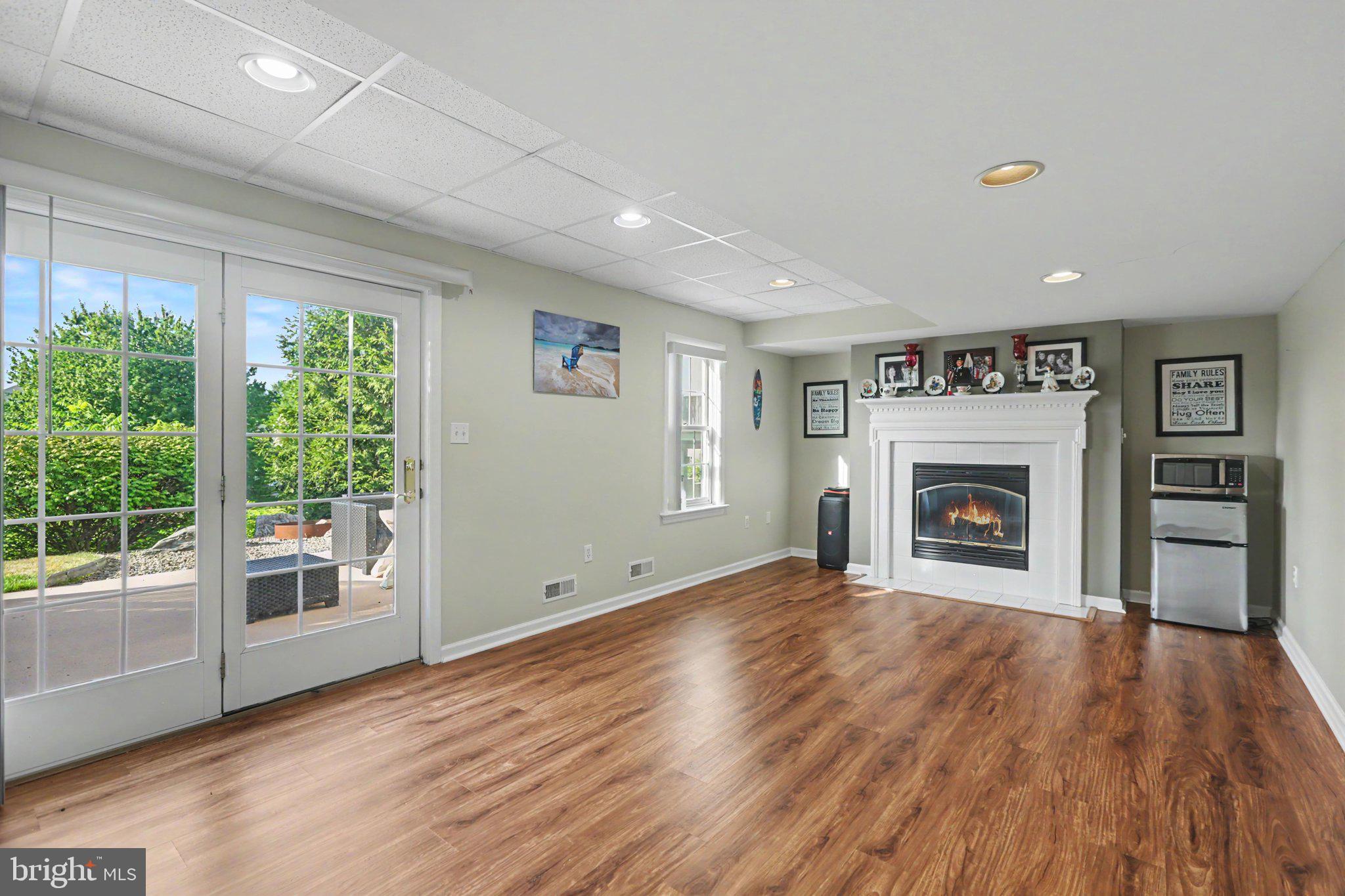 JACOBS CREEK - Residential