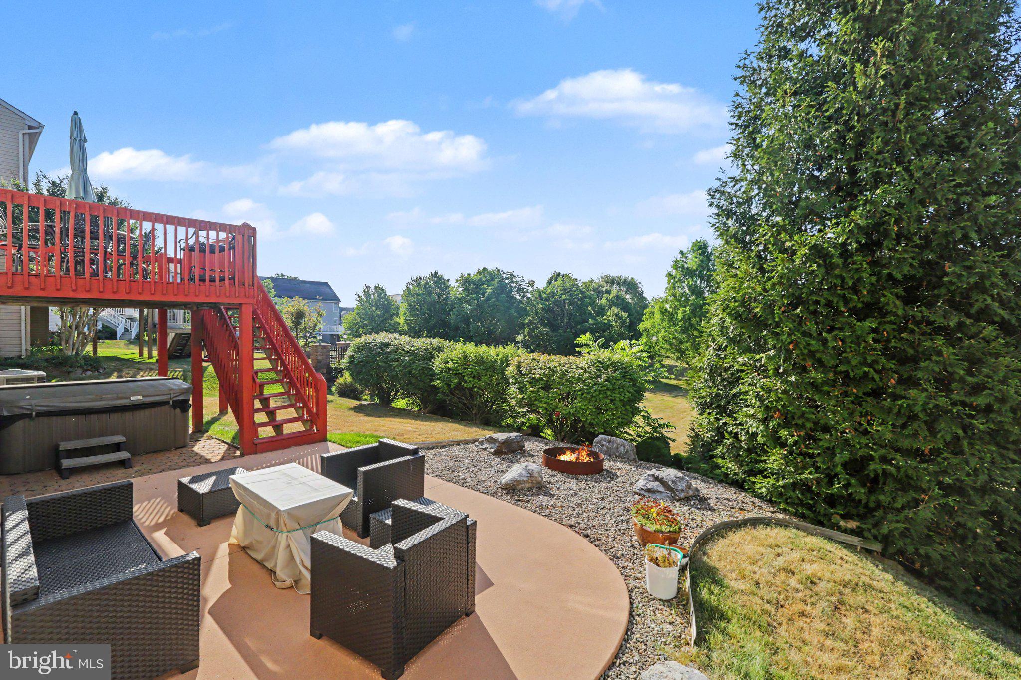JACOBS CREEK - Residential