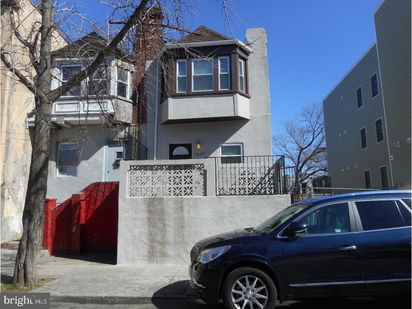 OLDE KENSINGTON - Residential