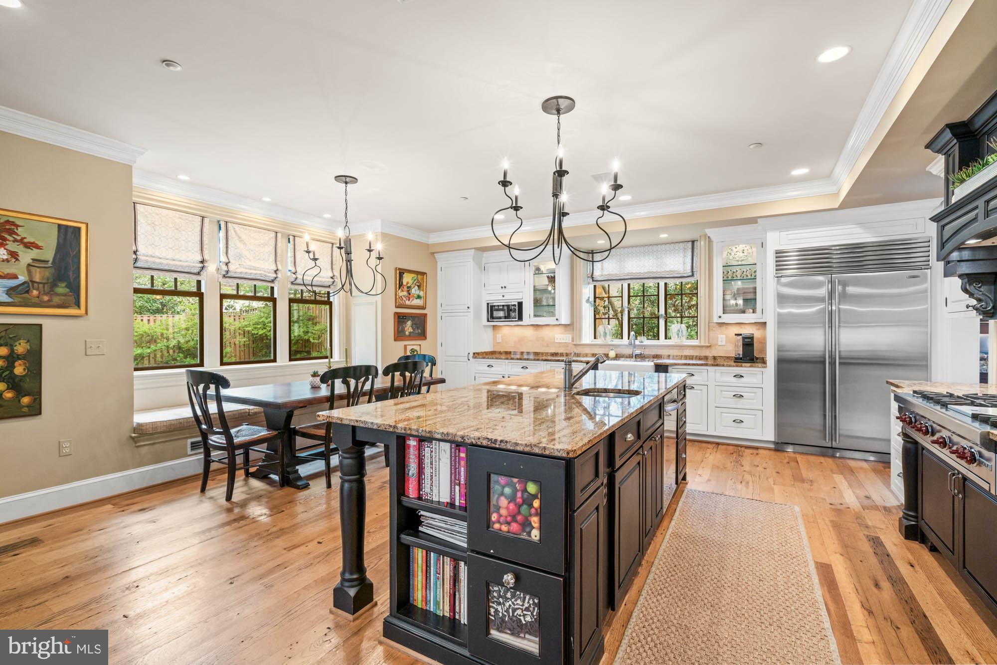CHEVY CHASE - Residential