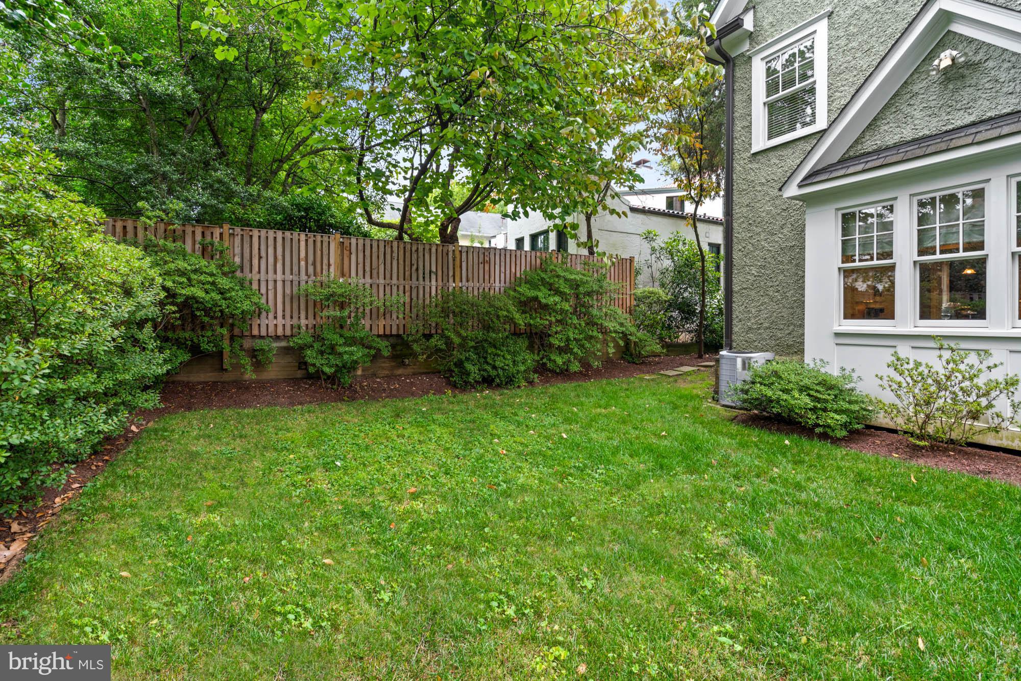 CHEVY CHASE - Residential