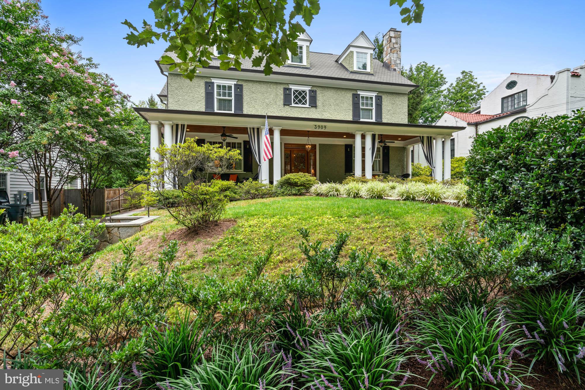 CHEVY CHASE - Residential