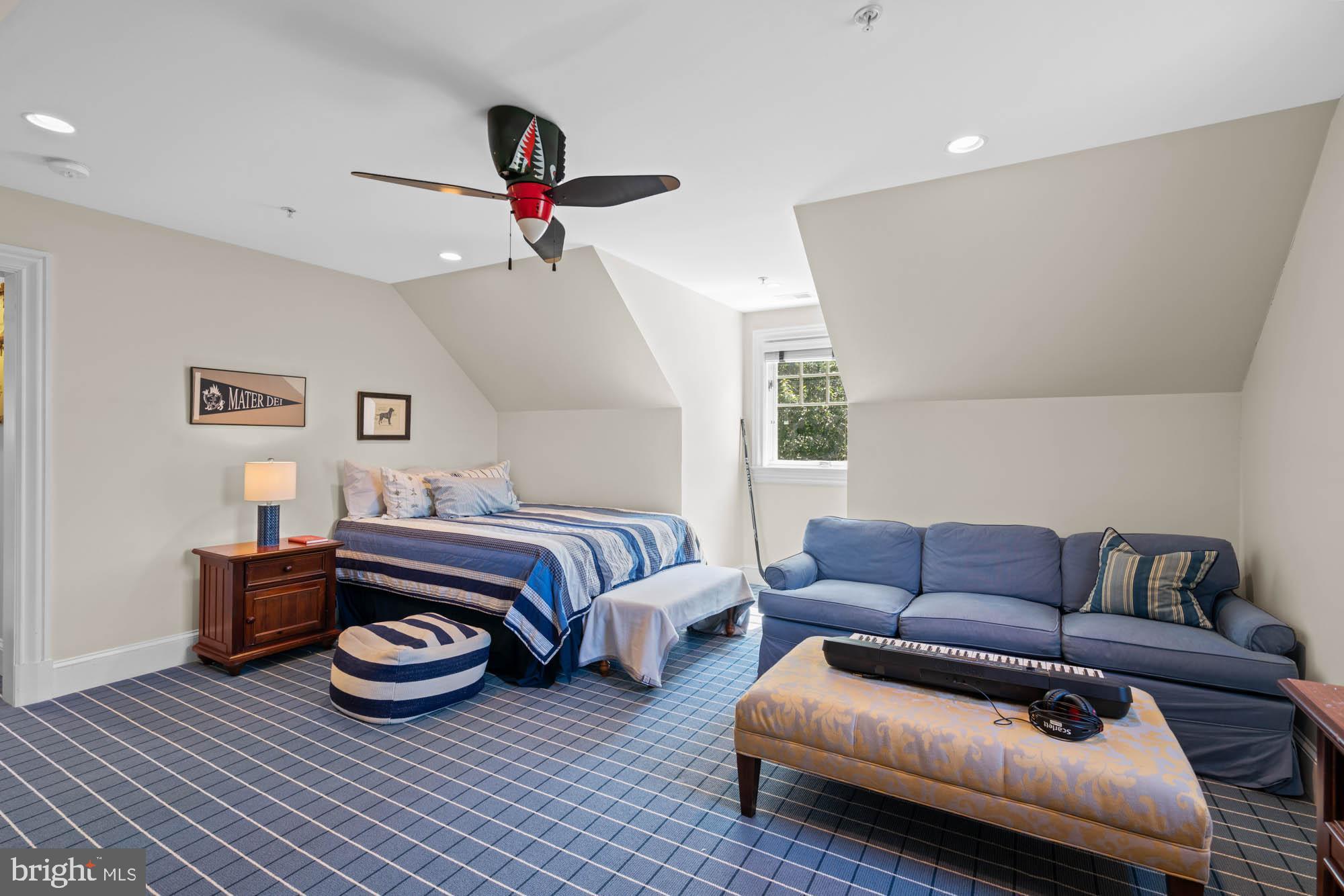 CHEVY CHASE - Residential