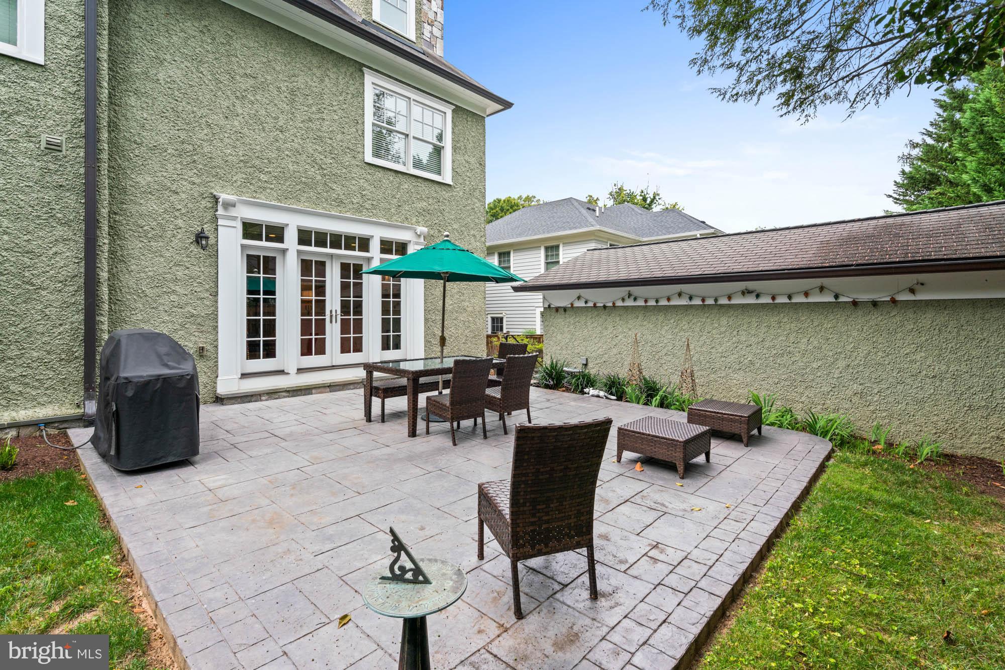 CHEVY CHASE - Residential