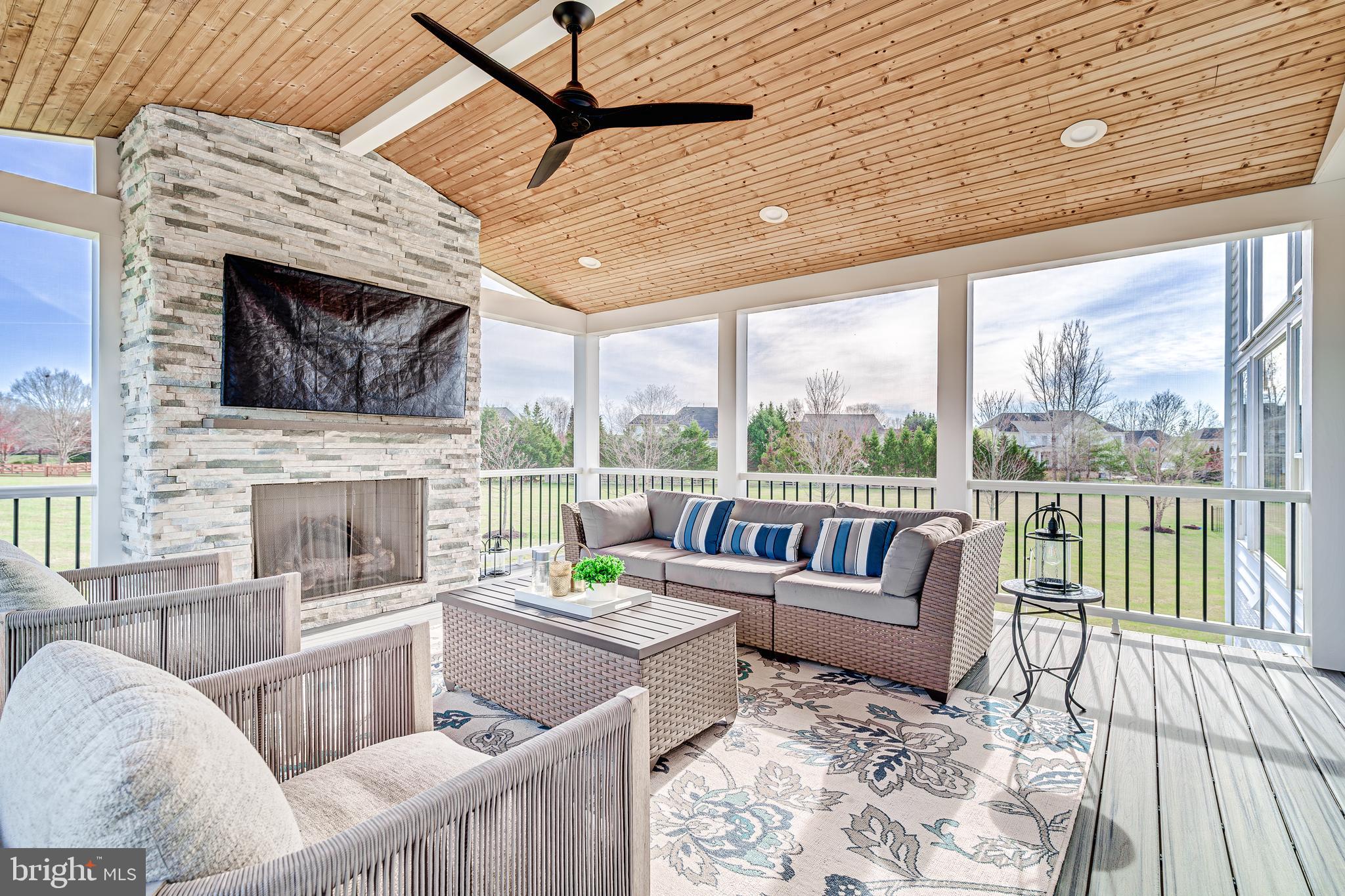BELLE TERRA - Residential