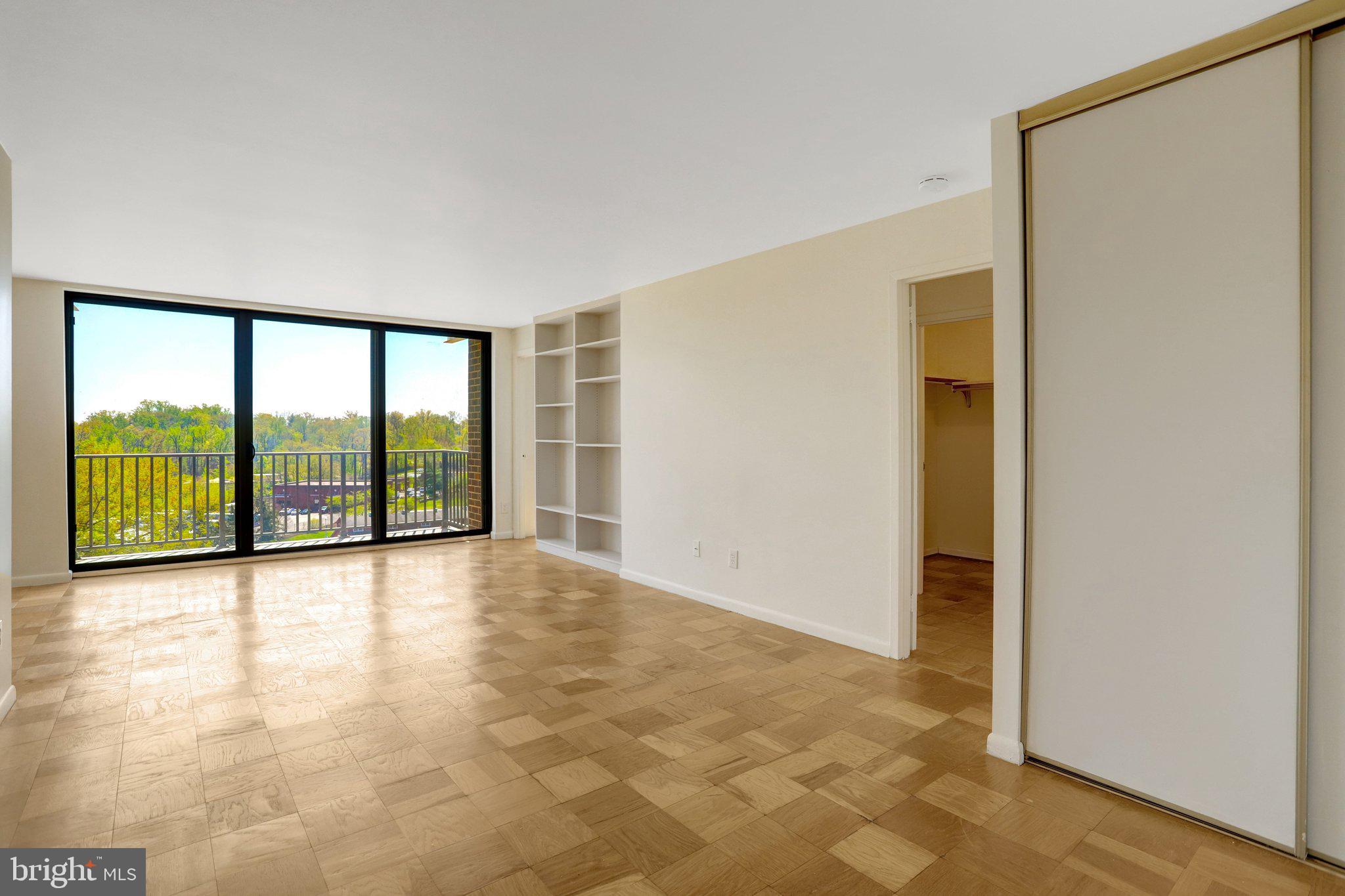 RADNOR - FORT MYER HEIGHTS - Residential