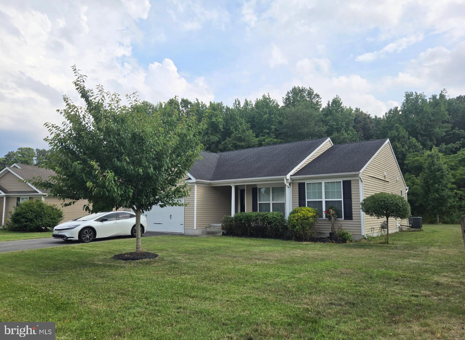 FOX HOLLOW - Residential