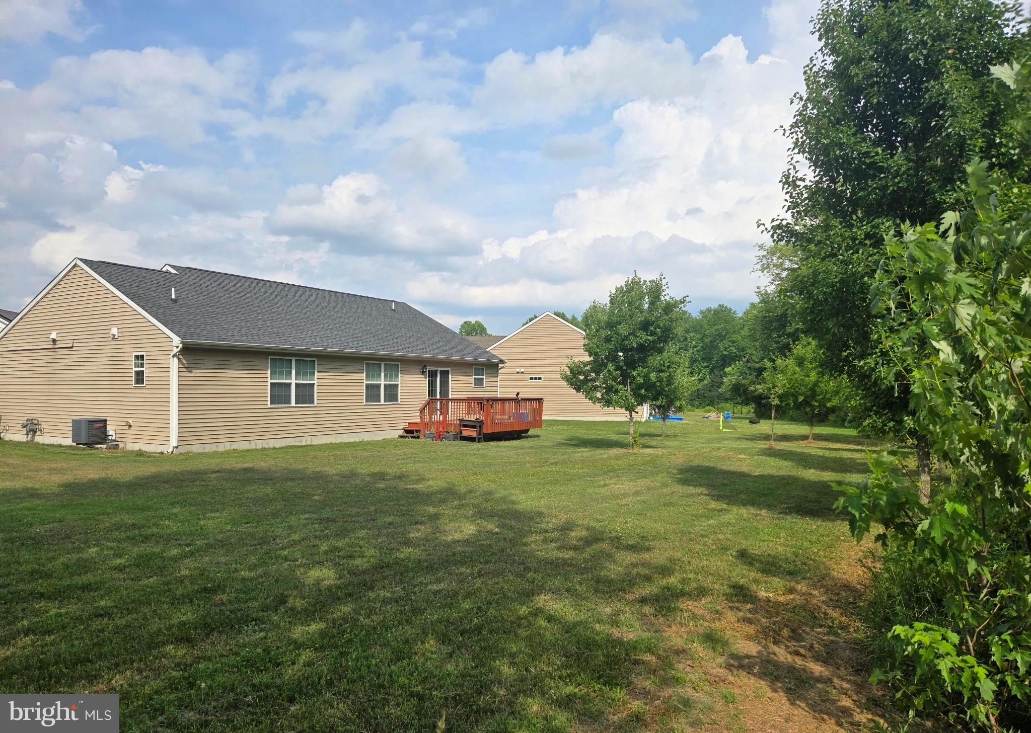 FOX HOLLOW - Residential