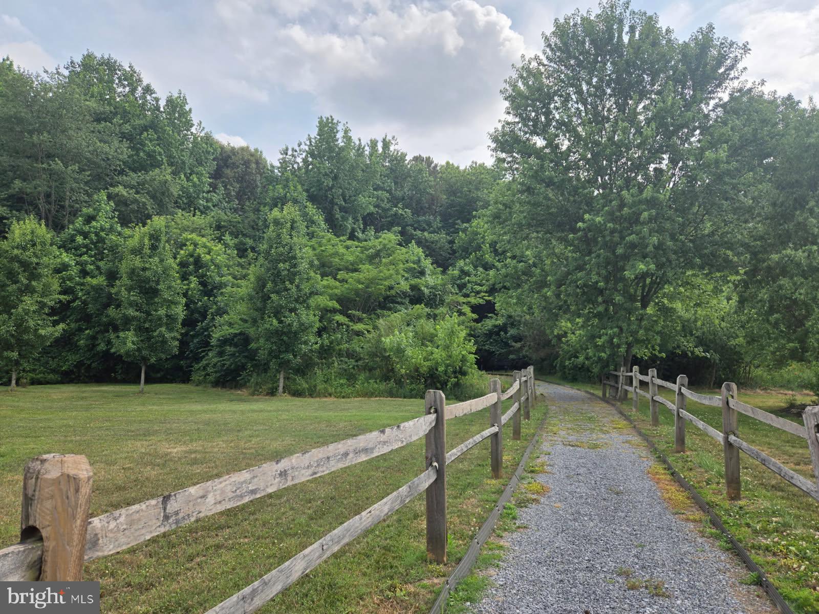 FOX HOLLOW - Residential