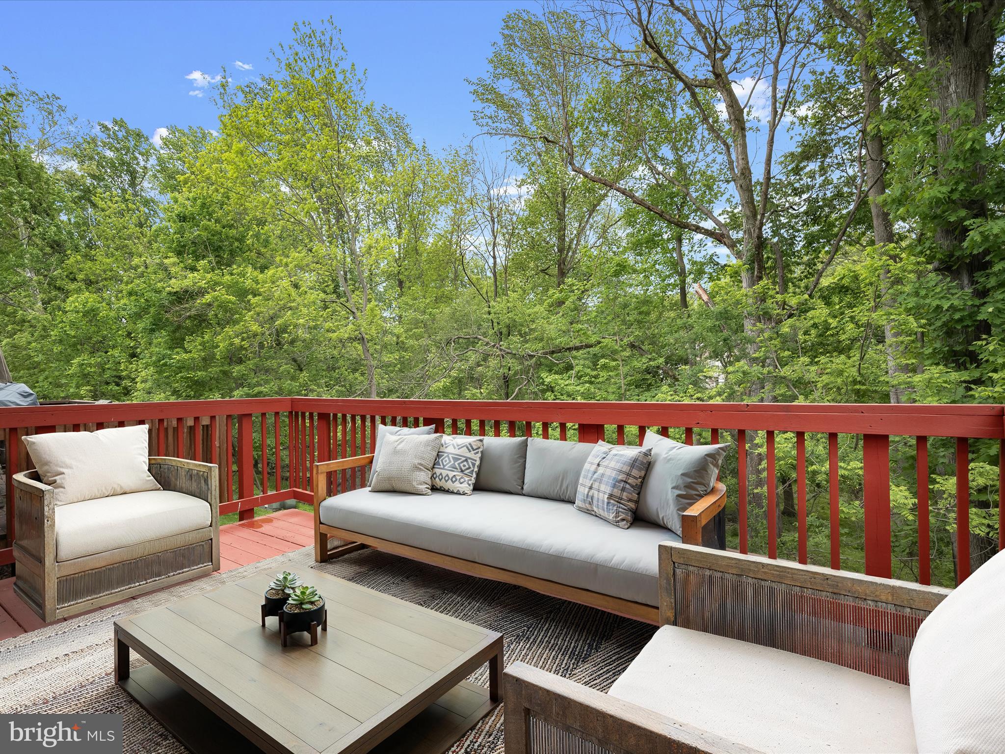 VILLAGE OF OWEN BROWN - Residential
