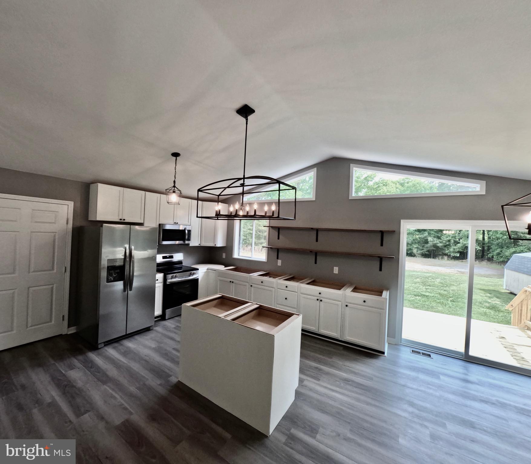 STRATFORD HARBOUR - Residential