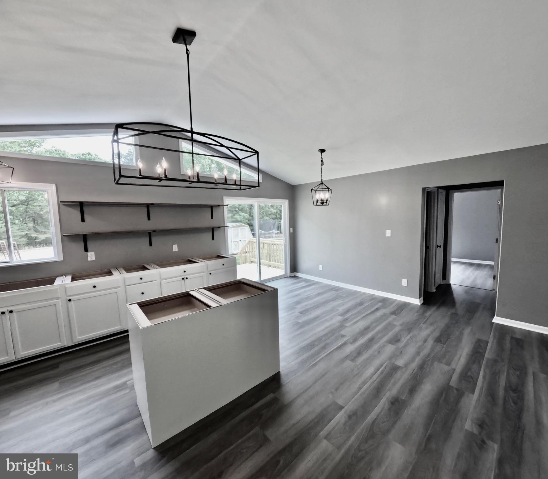 STRATFORD HARBOUR - Residential