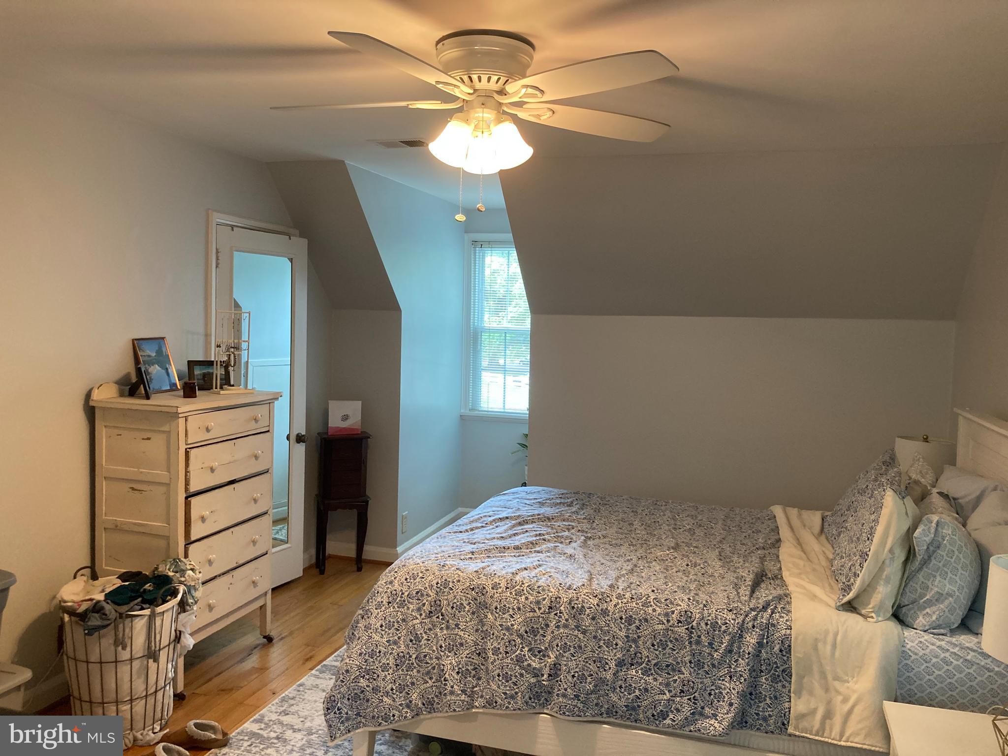 FAIRLINGTON GLEN - Residential Lease